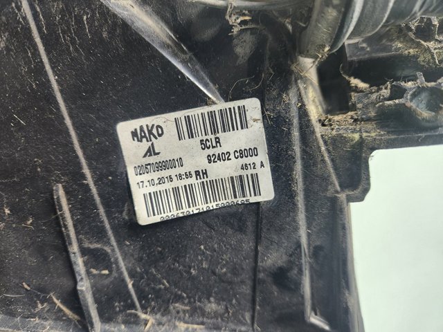 92402C8000 Piloto trasero exterior derecho  disponible Burgos