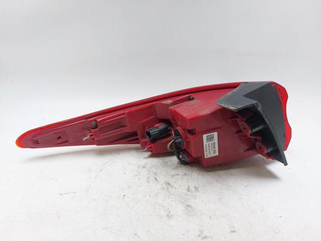 HYUNDAI 92402F1500 Piloto trasero exterior derecho  disponible Valladolid