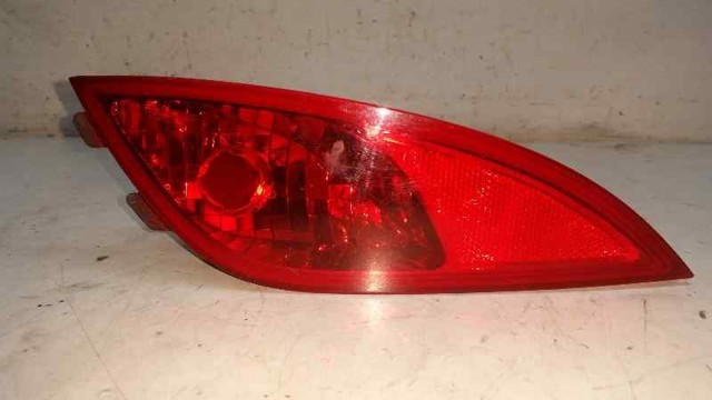 Luz antiniebla trasero izquierdo 924052Y300 HYUNDAI