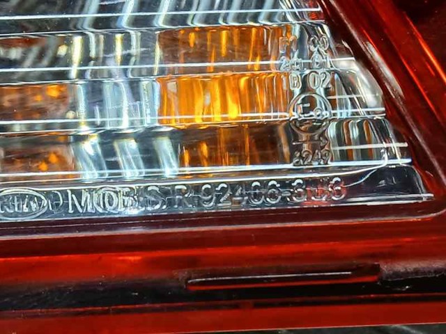 HYUNDAI 924063U300 Luz antiniebla trasera derecha  comprar en Ponferrada