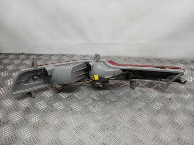 HYUNDAI 924063U300 Luz antiniebla trasera derecha  en stock Valencia