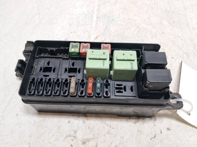 Caja de relés y fusibles Mini COUNTRYMAN  (2010-2016)