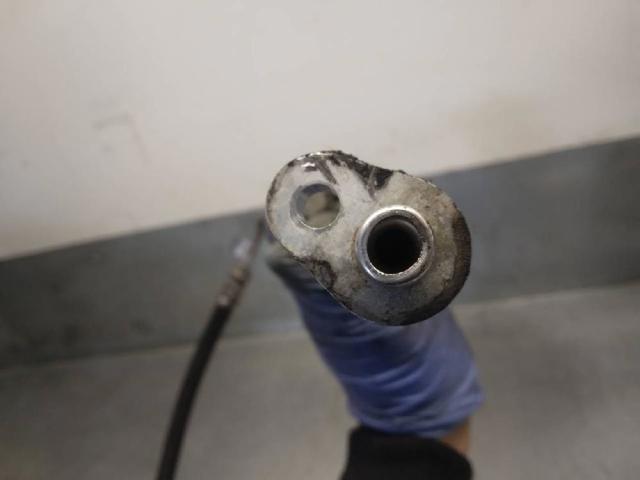 924400562R Manguera de aire acondicionado de condensador a evaporador  disponible Málaga
