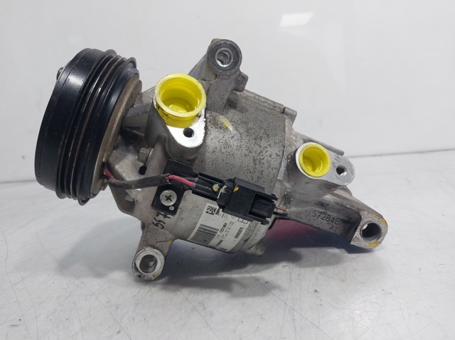 RENAULT 926000287R Compresor de aire acondicionado  en stock Salamanca