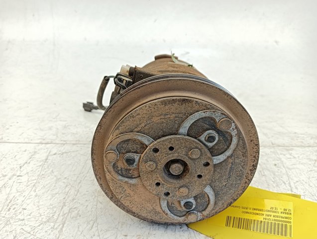 926000F001 NISSAN Compresor de aire acondicionado  en stock Córdoba