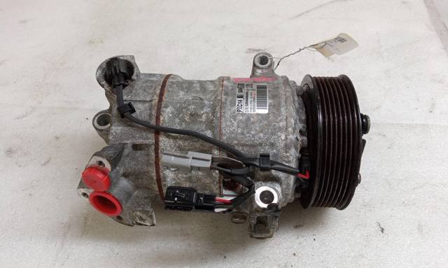 926001268R RENAULT Compresor de aire acondicionado  en stock Huelva