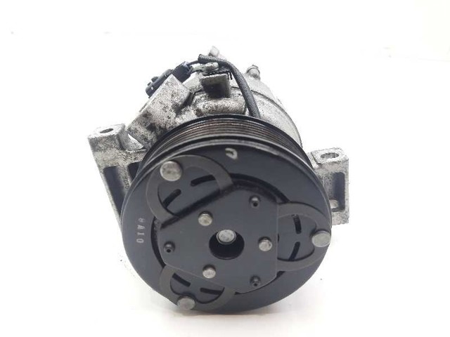 RENAULT 926002090R Compresor de aire acondicionado  comprar en Ponferrada