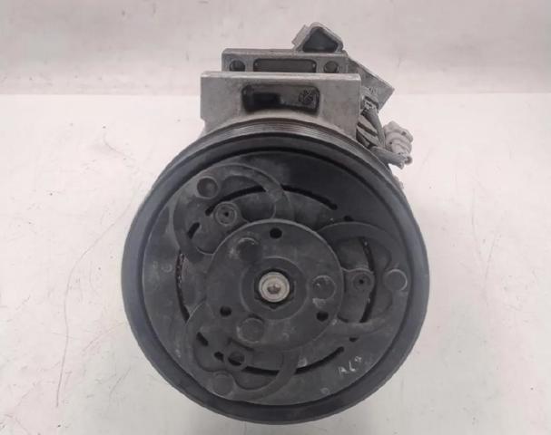 RENAULT 926002352R Compresor de aire acondicionado  disponible Lugo