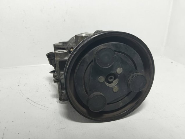 NISSAN 926002J004 Compresor de aire acondicionado comprar Barcelona