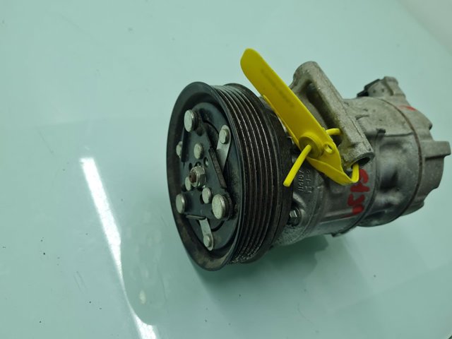 RENAULT 926003123R Compresor de aire acondicionado  disponible Lugo