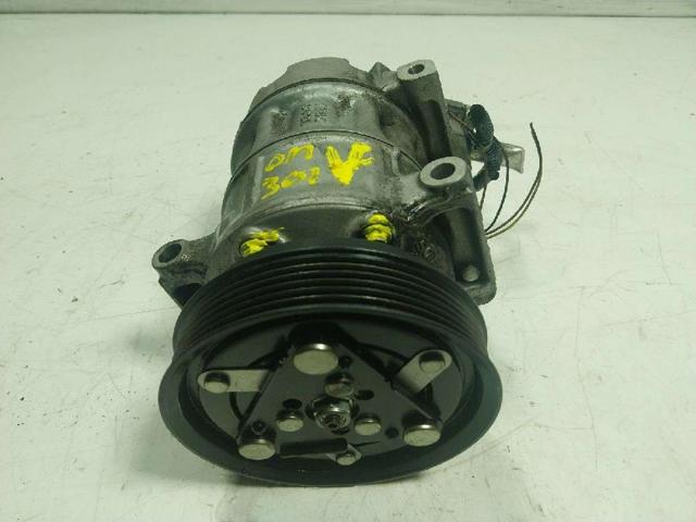 RENAULT 926003123R Compresor de aire acondicionado  comprar en Murcia