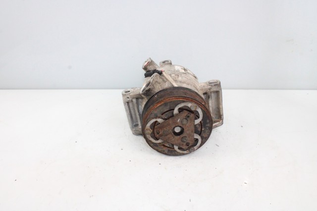NISSAN 926003541R Compresor de aire acondicionado  comprar en Ponferrada