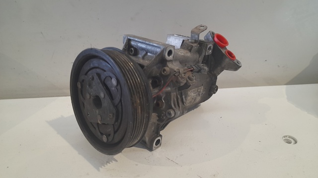 926003VD0A NISSAN Compresor de aire acondicionado  disponible Ourense