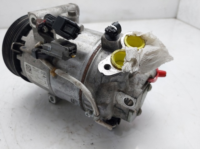 RENAULT 926004423R Compresor de aire acondicionado comprar Tarragona