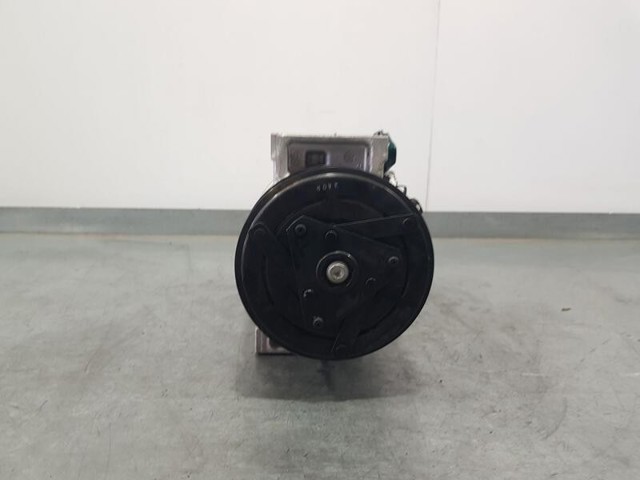 RENAULT 926004423R Compresor de aire acondicionado  comprar en Ponferrada