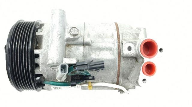 RENAULT 926004423R Compresor de aire acondicionado  comprar en Albacete