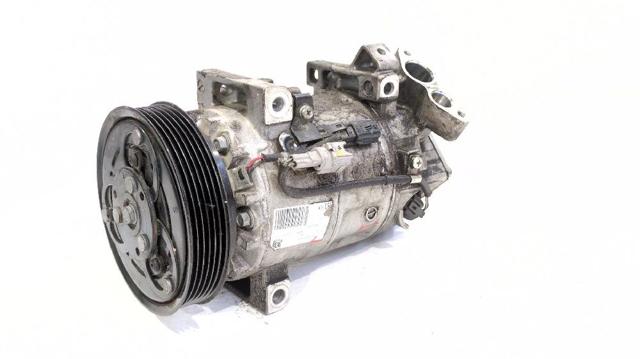 RENAULT 926004990R Compresor de aire acondicionado  disponible Lugo