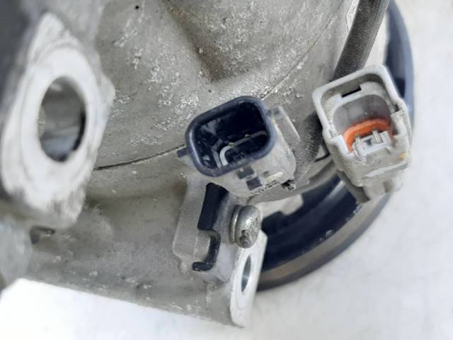 RENAULT 926004990R Compresor de aire acondicionado  en stock Valencia