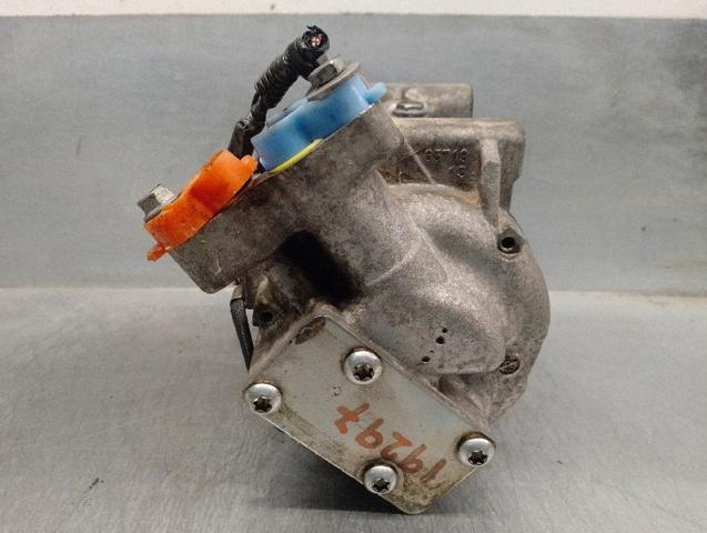 RENAULT 926004990R Compresor de aire acondicionado  en stock Valencia
