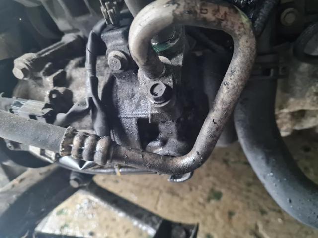 Compresor climatizador 926004EA0A NISSAN