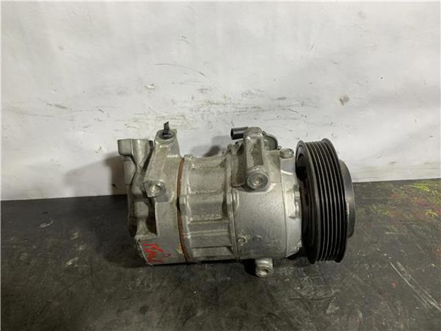 RENAULT 926004EA0A Compresor de aire acondicionado  disponible Lugo