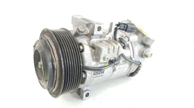 Compresor climatizador 926004EB0A RENAULT