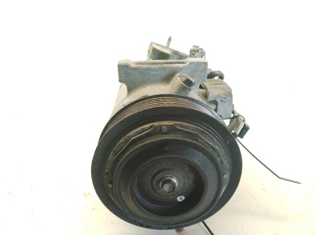 Compresor de aire acondicionado coche 926004EF0A NISSAN