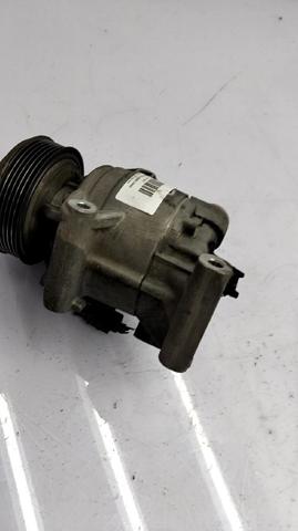 RENAULT 926005154R Compresor de aire acondicionado  comprar en Murcia