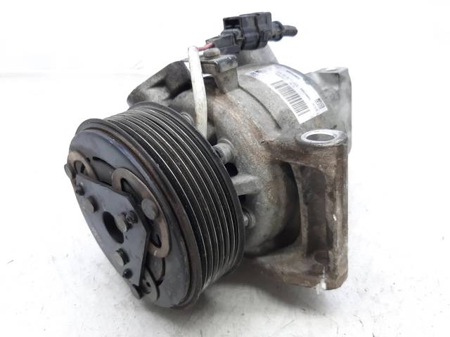 926005689R Compresor de aire acondicionado  en stock Granada
