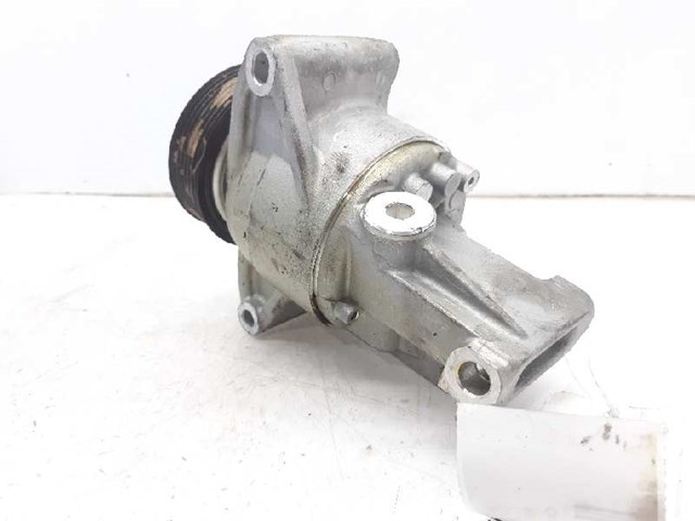 RENAULT 926005689R Compresor de aire acondicionado  comprar en Albacete