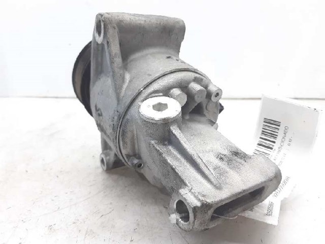 926005689R RENAULT Compresor de aire acondicionado  en stock Huelva