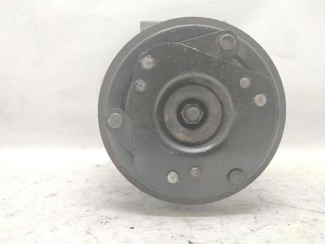 RENAULT 926005849R Compresor de aire acondicionado  en stock Salamanca