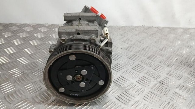 RENAULT 926006229R Compresor de aire acondicionado  disponible Valladolid