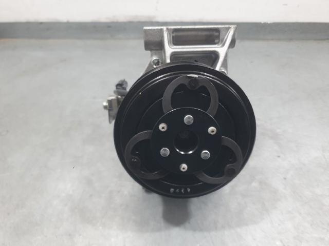Comprar Compresor de aire acondicionado coche Sandero III 