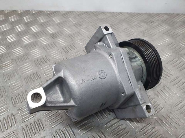 926008942R RENAULT Compresor de aire acondicionado  en stock Córdoba