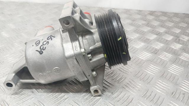 926008942R RENAULT Compresor de aire acondicionado  en stock Gandía