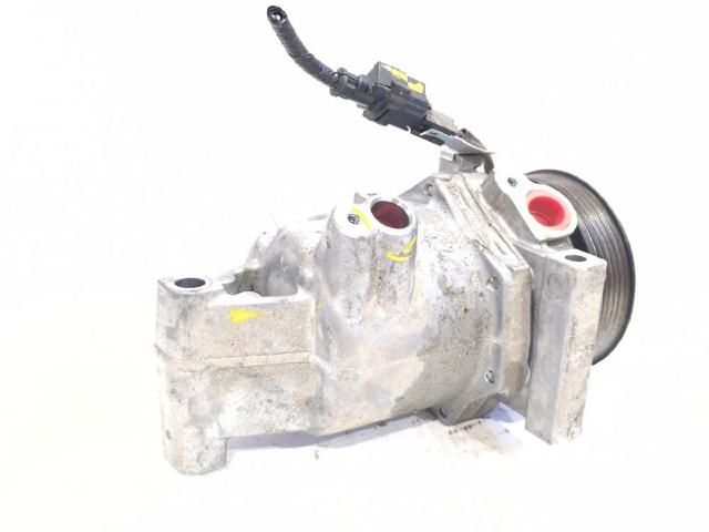 RENAULT 926008942R Compresor de aire acondicionado  en stock Salamanca