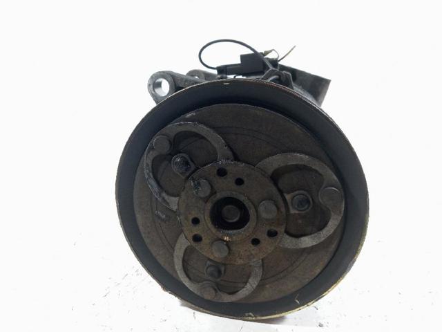 Compresor de aire acondicionado Nissan Patrol Y60