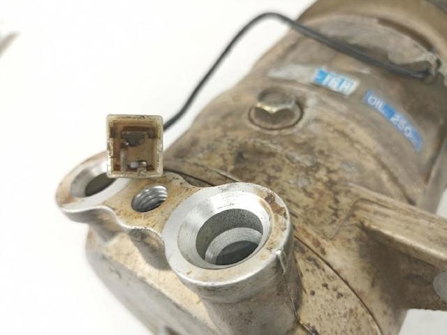 Compresor de aire acondicionado Nissan Patrol Y60