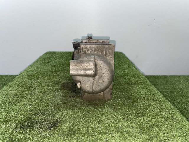 92600EB400 NISSAN Compresor de aire acondicionado  disponible Vigo