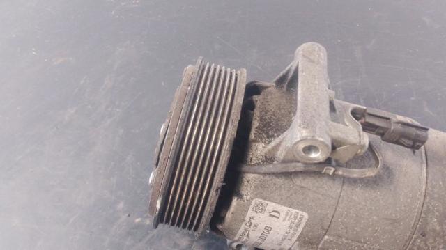 92600JD70B NISSAN Compresor de aire acondicionado  en stock Gandía