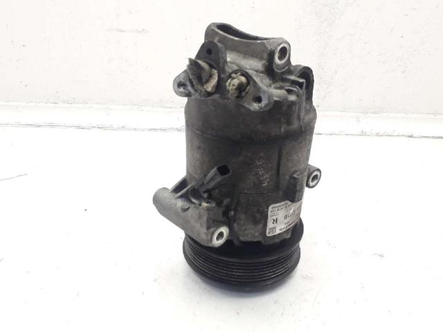 92600JD71B NISSAN Compresor de aire acondicionado  en stock Córdoba