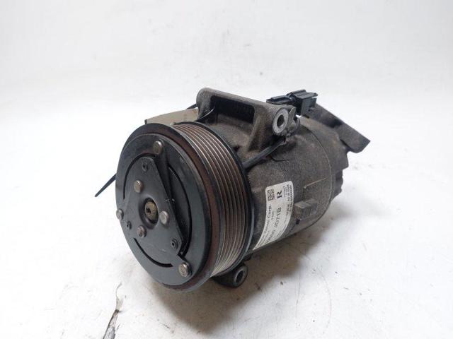 92600JD71B NISSAN Compresor de aire acondicionado  disponible Ourense