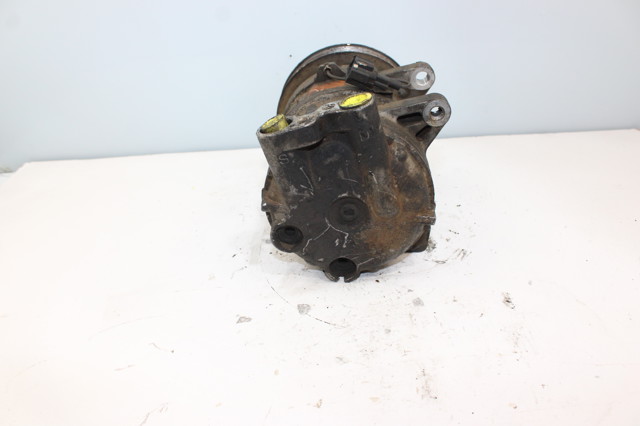 Compresor de aire acondicionado Nissan Patrol Y61