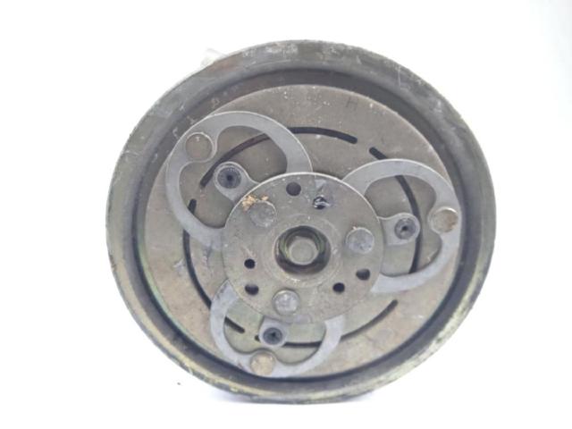 Compresor de aire acondicionado Nissan Patrol Y61