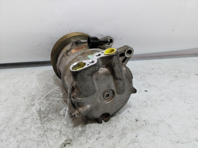 Compresor de aire acondicionado Nissan Patrol Y61