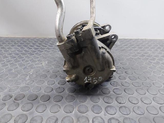 92600VK110 NISSAN Compresor de aire acondicionado  comprar en Oviedo