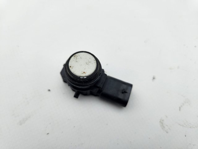 9261587 BMW