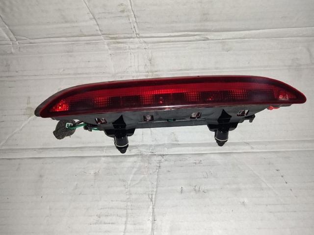 Lampara De Luz De Freno Adicional 92700C7010 Hyundai/Kia