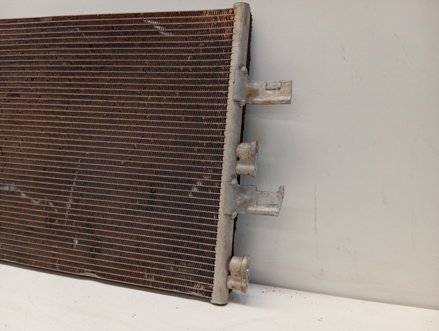 Condensador para BMW 2  (F45)